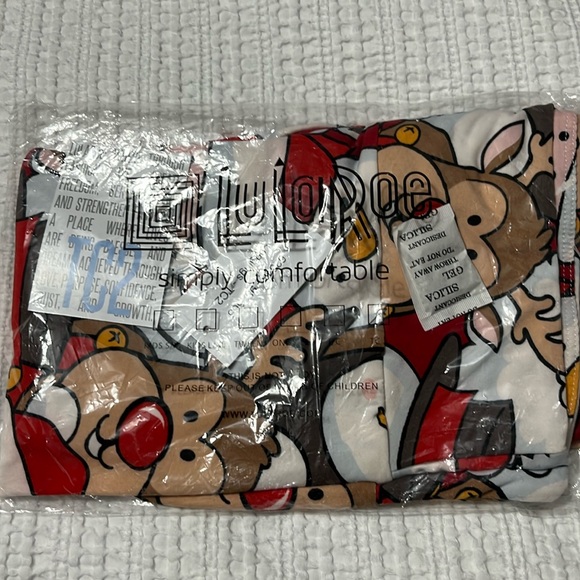 LulaRoe Christmas leggings! - Picture 1 of 4